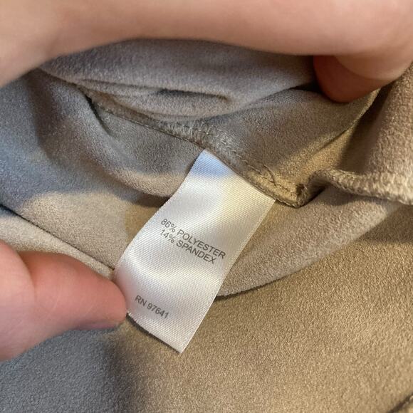 JJill Tan Faux Suede Soft Neutral Cottagecore Peasant Pocket Top Size Small - Picture 9 of 15